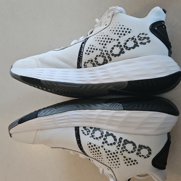 Adidas Sneakers - Picture 8 of 12